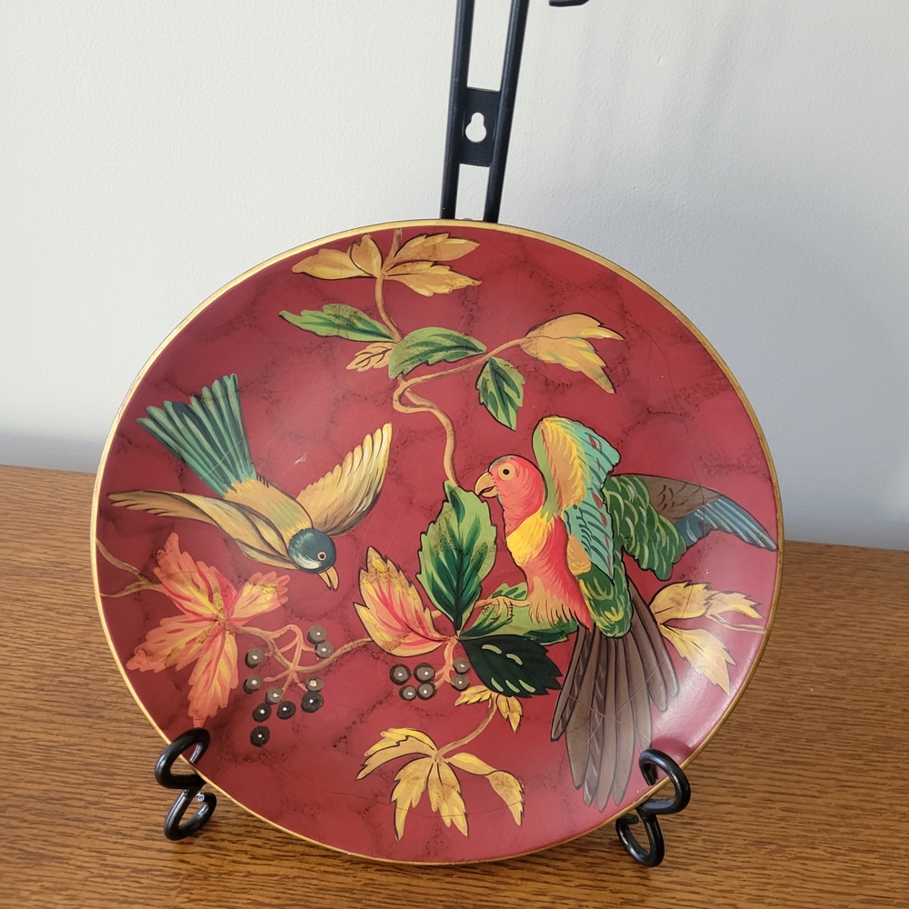 Andrea By Sadek Red and Green Parrot Decorative Dinner Plate.